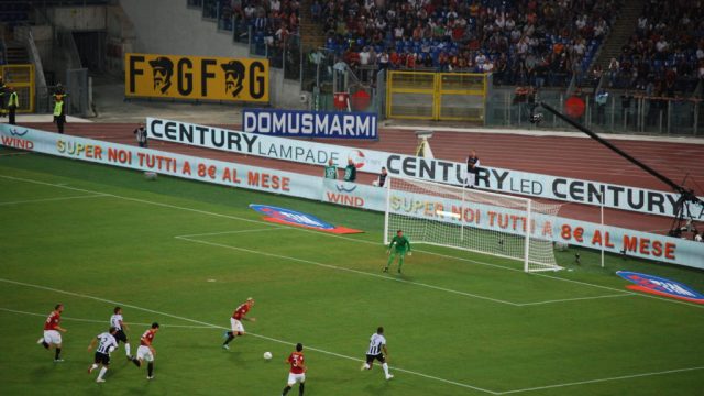 Pubblicità allo stadio di Roma